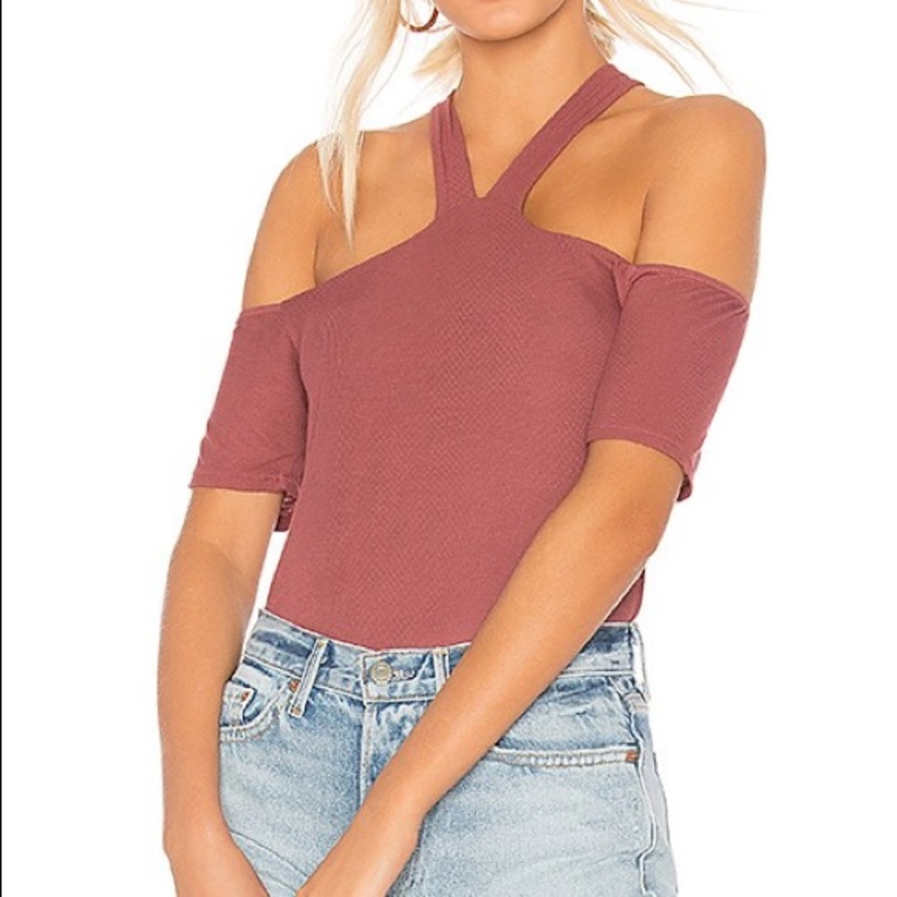Revolve tee